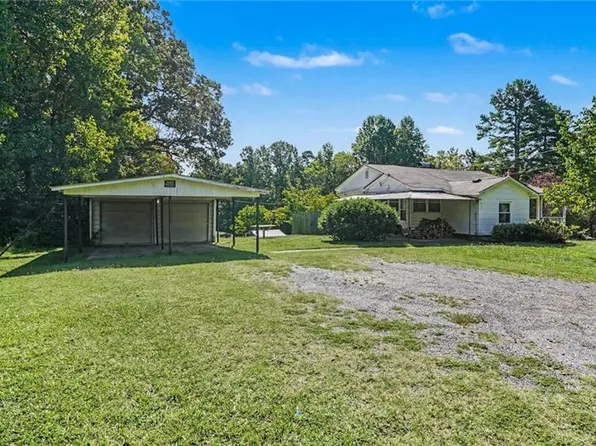 533 Bonkemeyer Dr, Randleman, NC 27317