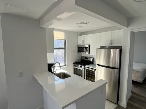 556 Third Avenue image 1 of 9