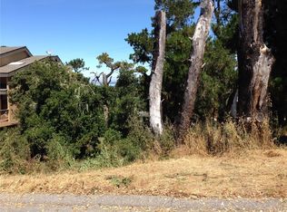 525 Cambridge St, Cambria, CA 93428