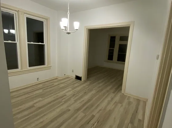 12137 S Emerald Ave Floor 2, Chicago, IL 60628