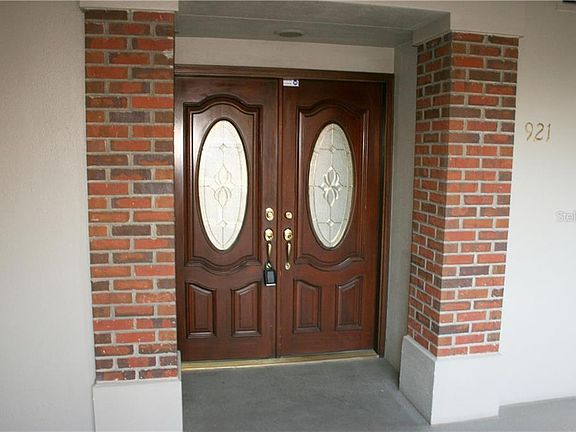 3rd image of 921 Seddon Cove Way #921