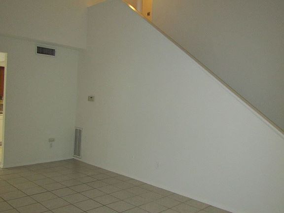 5th image of 7001-A Winedale Dr