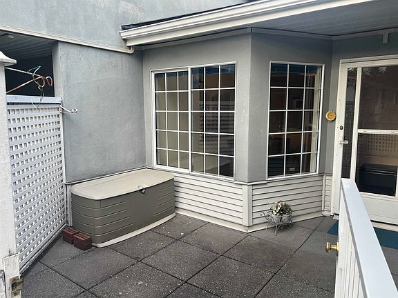3rd image of 13910 101st Ave #311