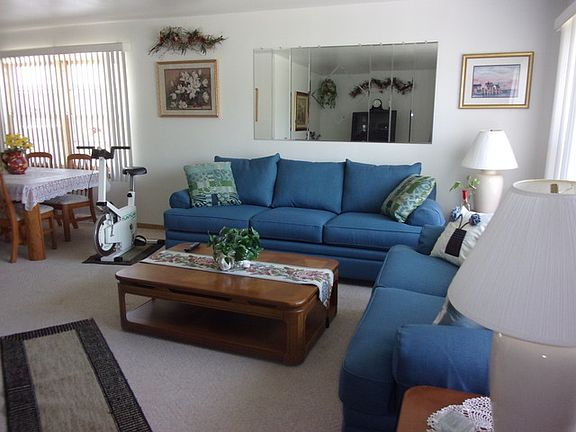 5th image of 4426 S Amelia Ave