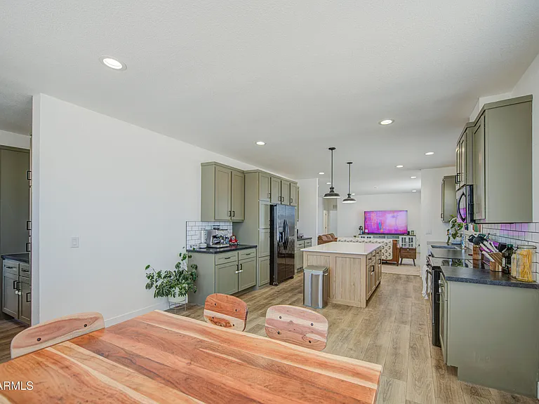 4057 N Solar St — Photo 21