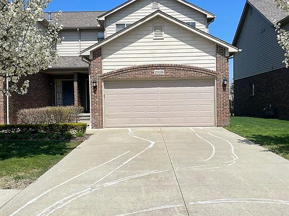 2nd image of 29135 Timber Woods Dr