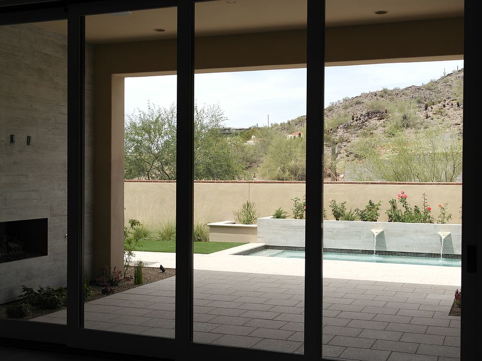 1st image of 3950 E Lincoln Dr #Mqrri3