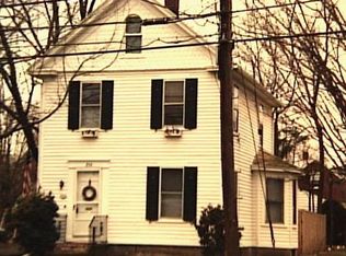 256 Reef Rd, Fairfield, CT 06430