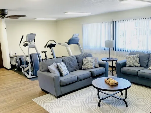 Fairway Woods Apartments