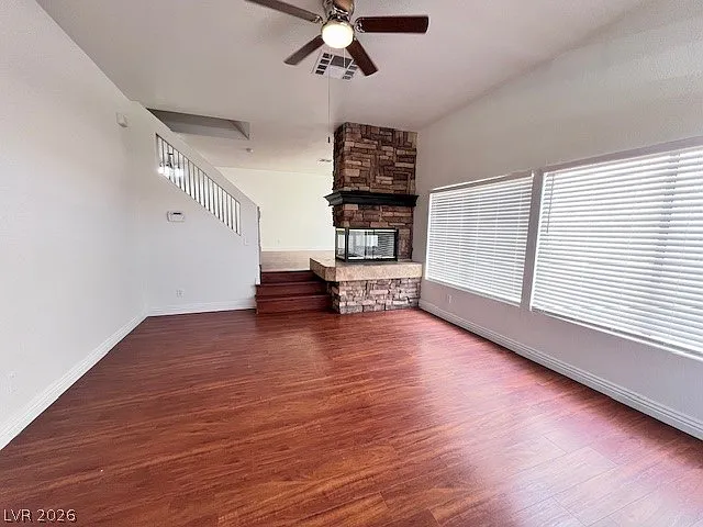 3 bed, 2.5 bath, 1634 sqft, $1,975 — Photo 4