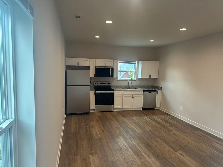 1649 S Delaware St #1 — Photo 3