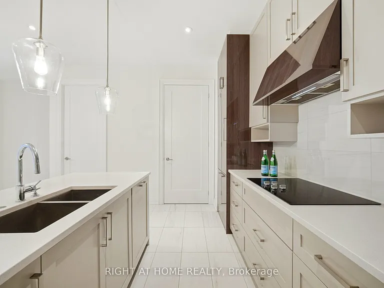 42 Mill St #105 — Photo 12