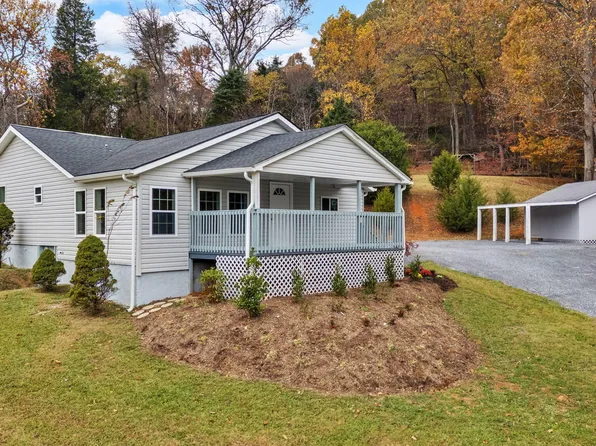 1592 Allison Rd, Piney Flats, TN 37686
