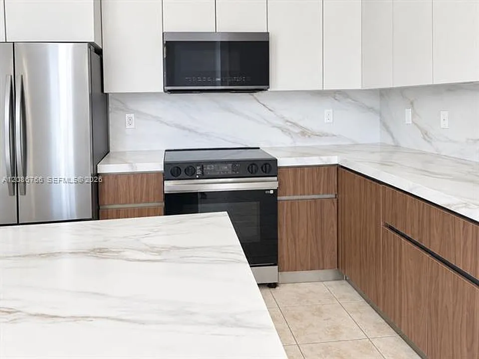 11034 NW 86th Ter #Townhouse 11034