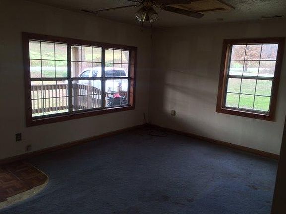 3rd image of 10662 E Highway 36