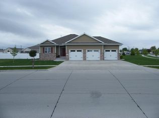 5705 Avenue K, Kearney, NE 68847