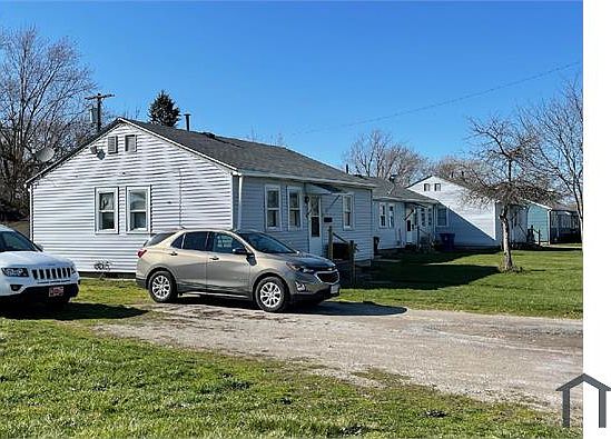2nd image of 2115 E Forest Dr