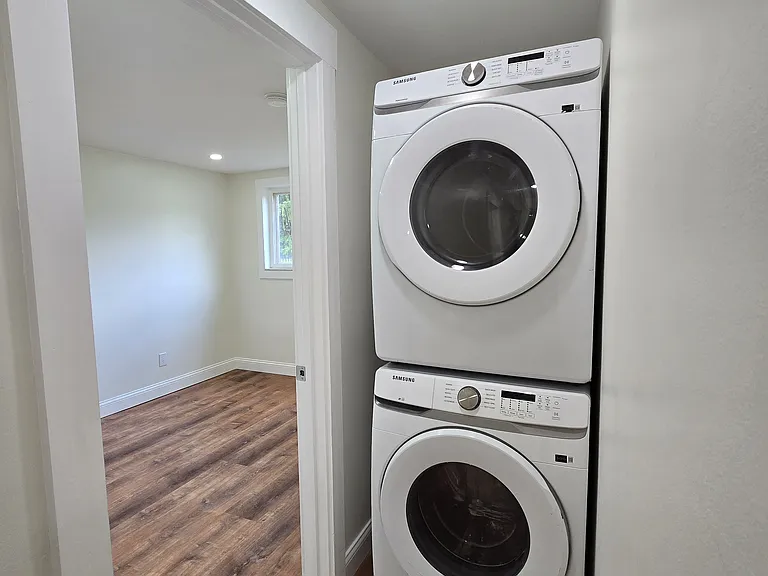 6305 Englewood Ave #1 — Photo 27