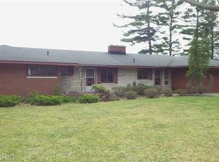 7087 W Abrahamson Rd, Ludington, MI 49431