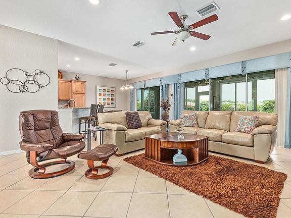 3rd image of 11867 SE 91st Cir