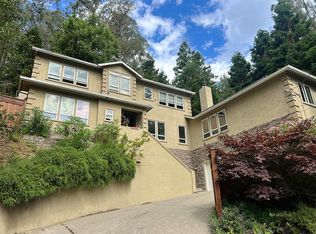 7010 Pinehaven Rd, Oakland, CA 94611