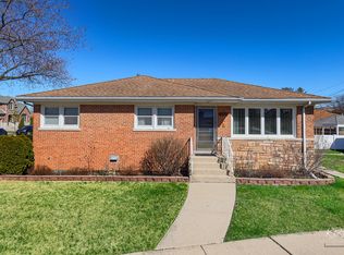 7035 W Main St, Niles, IL 60714