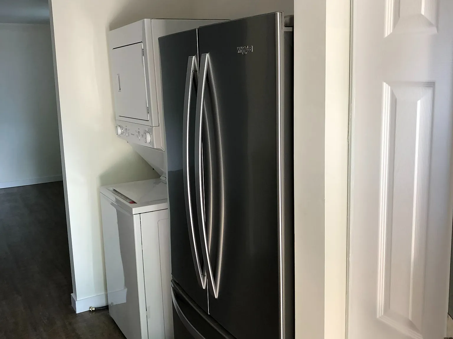 1 bed, $1,400 — Photo 3