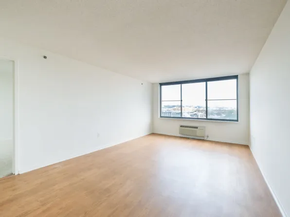 77 Park Avenue image 15 of 55