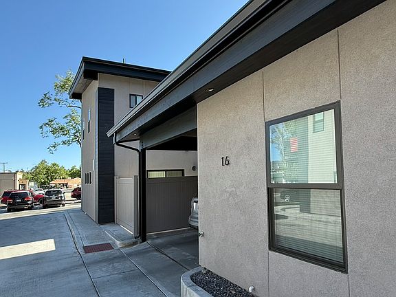 3rd image of 720 N Walnut St #16