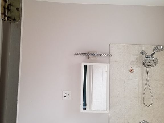 3rd image of 4221 W Jackson Blvd APT 1