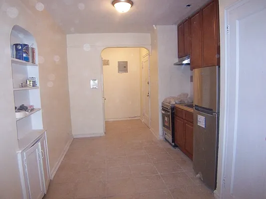 Rented by Heights Realty Advisors | media 12