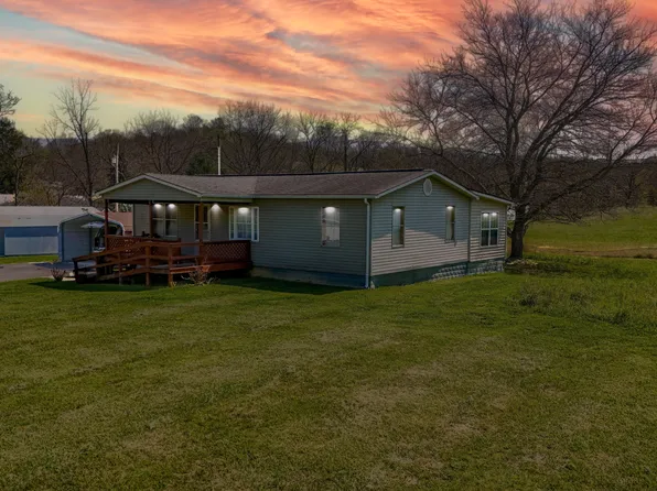 451 Walnut Grove Rd, Annville, KY 40402