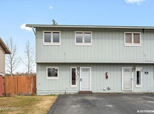 1621 Early View Dr, Anchorage, AK 99504