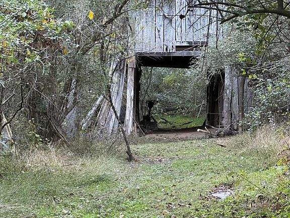 5th image of 3379 Cyrus Creek Rd