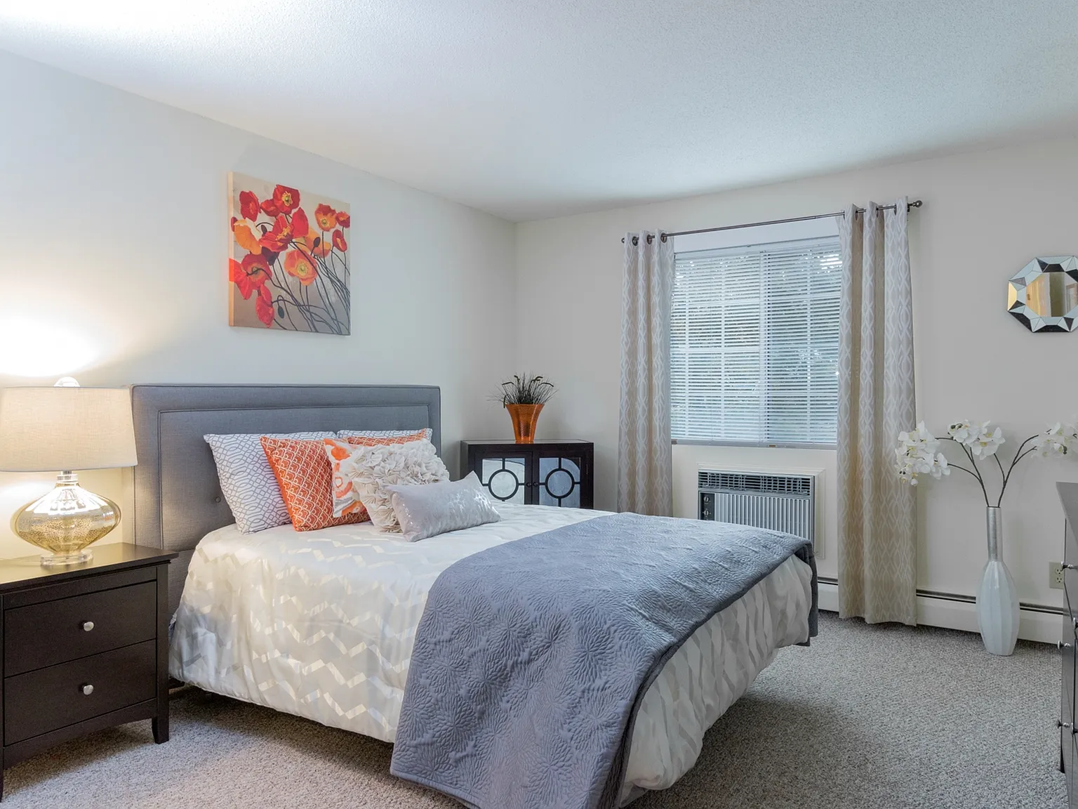 Greenview Village Apartments — Photo 4