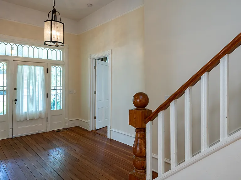765 Woodland Ave SE — Photo 27