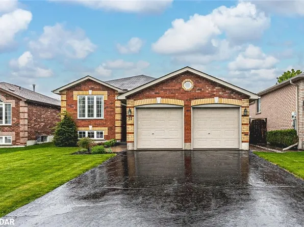 37 Osprey Ridge Rd, Barrie, ON L4M 6P2