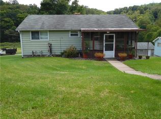 5943 Kemerer Hollow Rd, Export, PA 15632