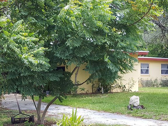 2nd image of 1112 Wheeler Ave
