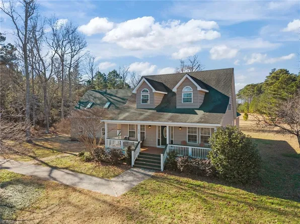 108 Young Rider Ln, Grandy, NC 27939