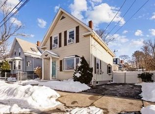 77 Glenwood St, Lynn, MA 01902