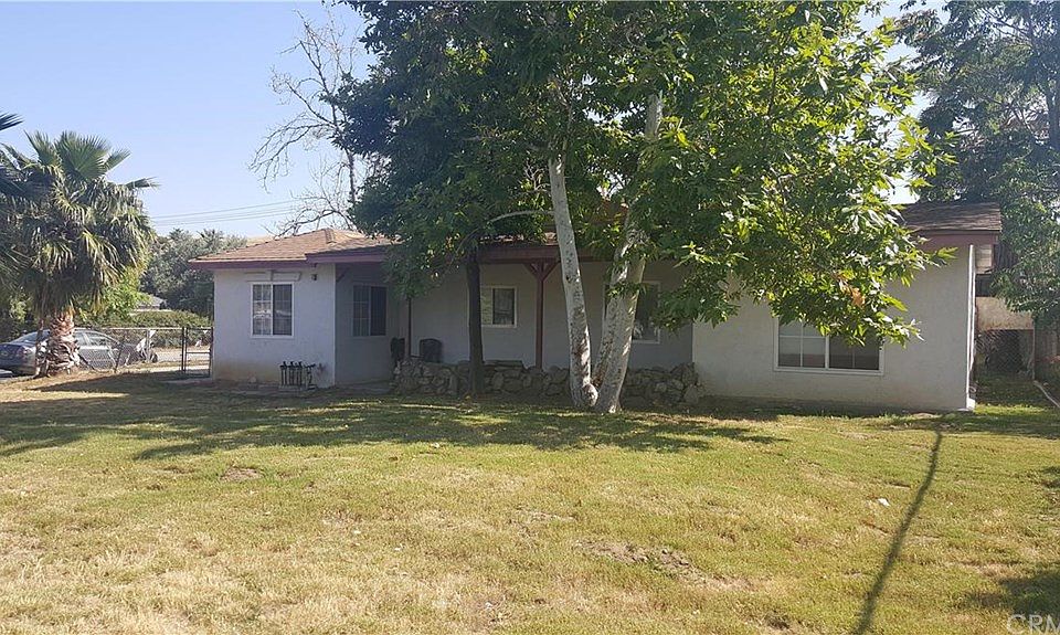 1st image of 1601 Kendall Dr