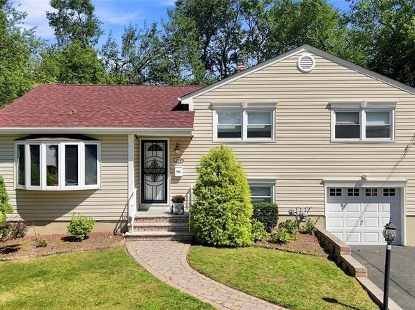 219 Morningside Road, Paramus, NJ 07652