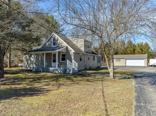 228 Cranberry Rd, Farmingdale, NJ 07727