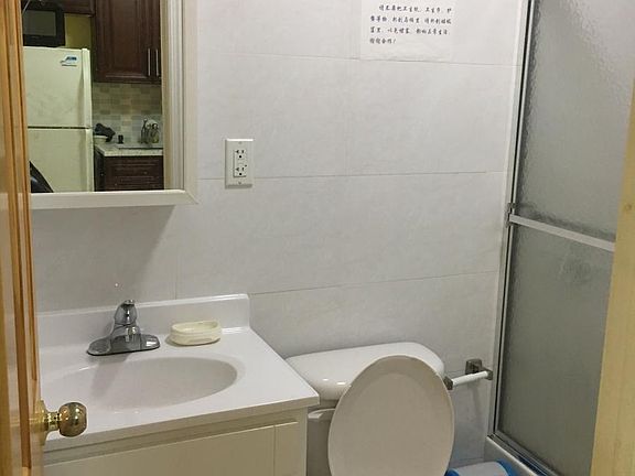 5th image of 14118 Holly Ave #2FL