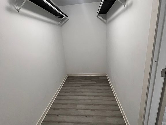 2nd image of 506 Hill Ave