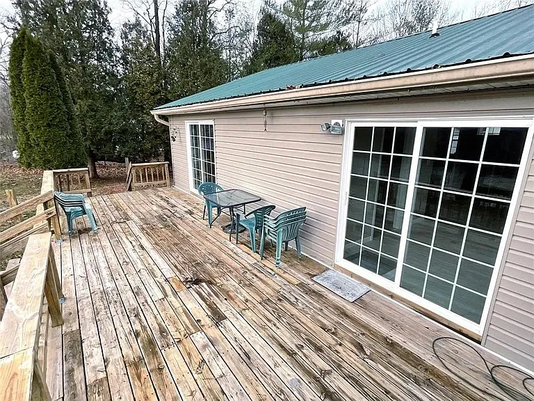 1644 River View Dr — Photo 16
