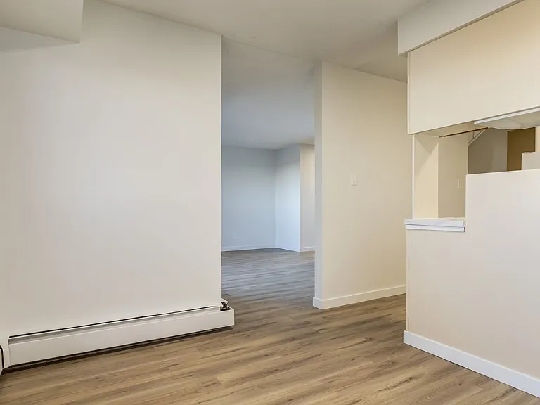 10500 45th Ave NW — Photo 11
