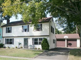 63 Windsong Ln, Milford, CT 06460