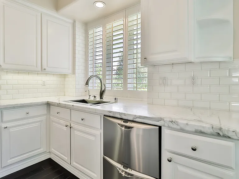 23287 Park Basilico — Photo 17